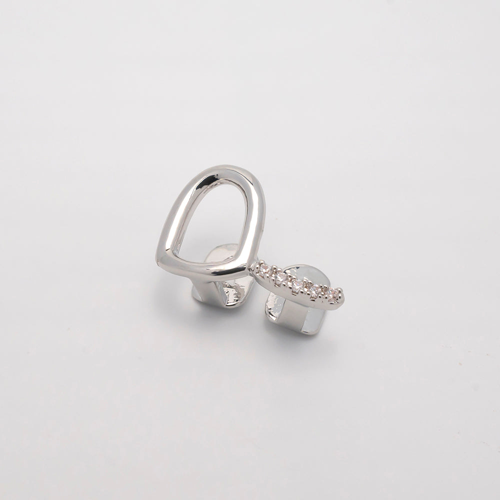 Dual Plated Hollow Tooth and Iced Curved Bar Grill