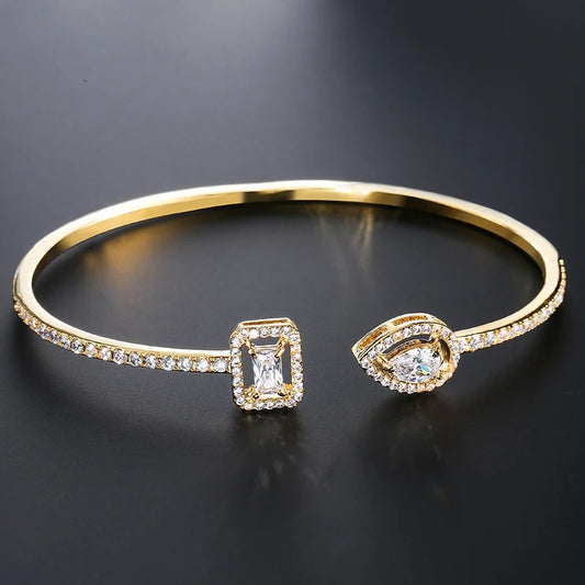 LUNARA Gilded Halo Bangle