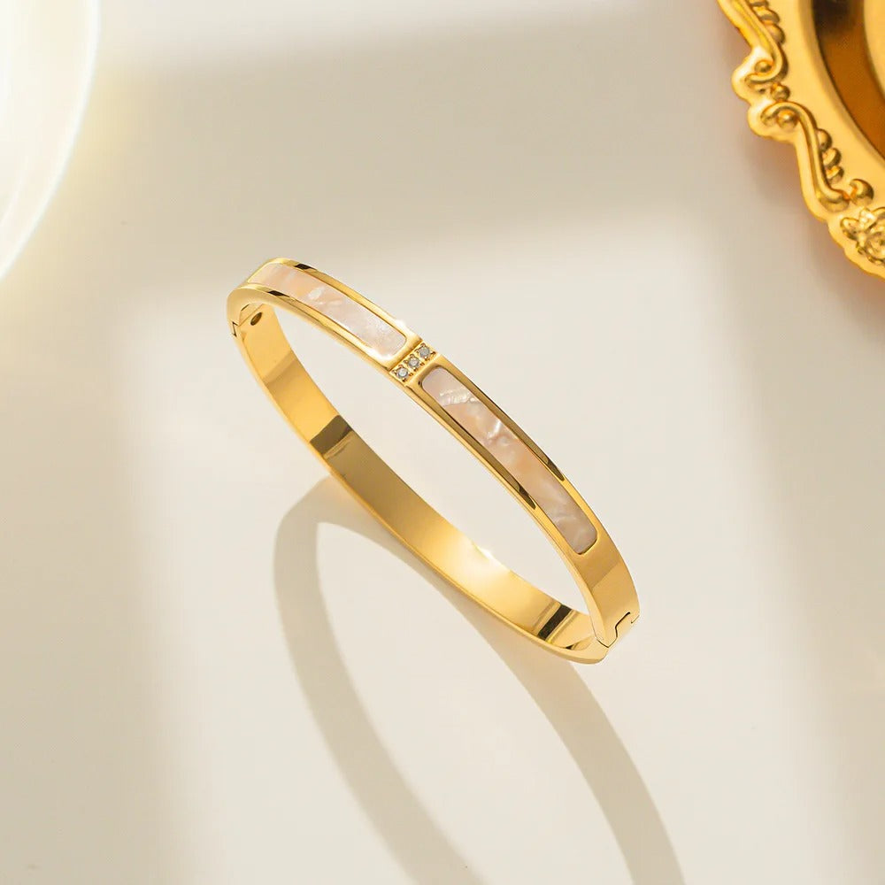 ELARA Pearly White Gold Bangle