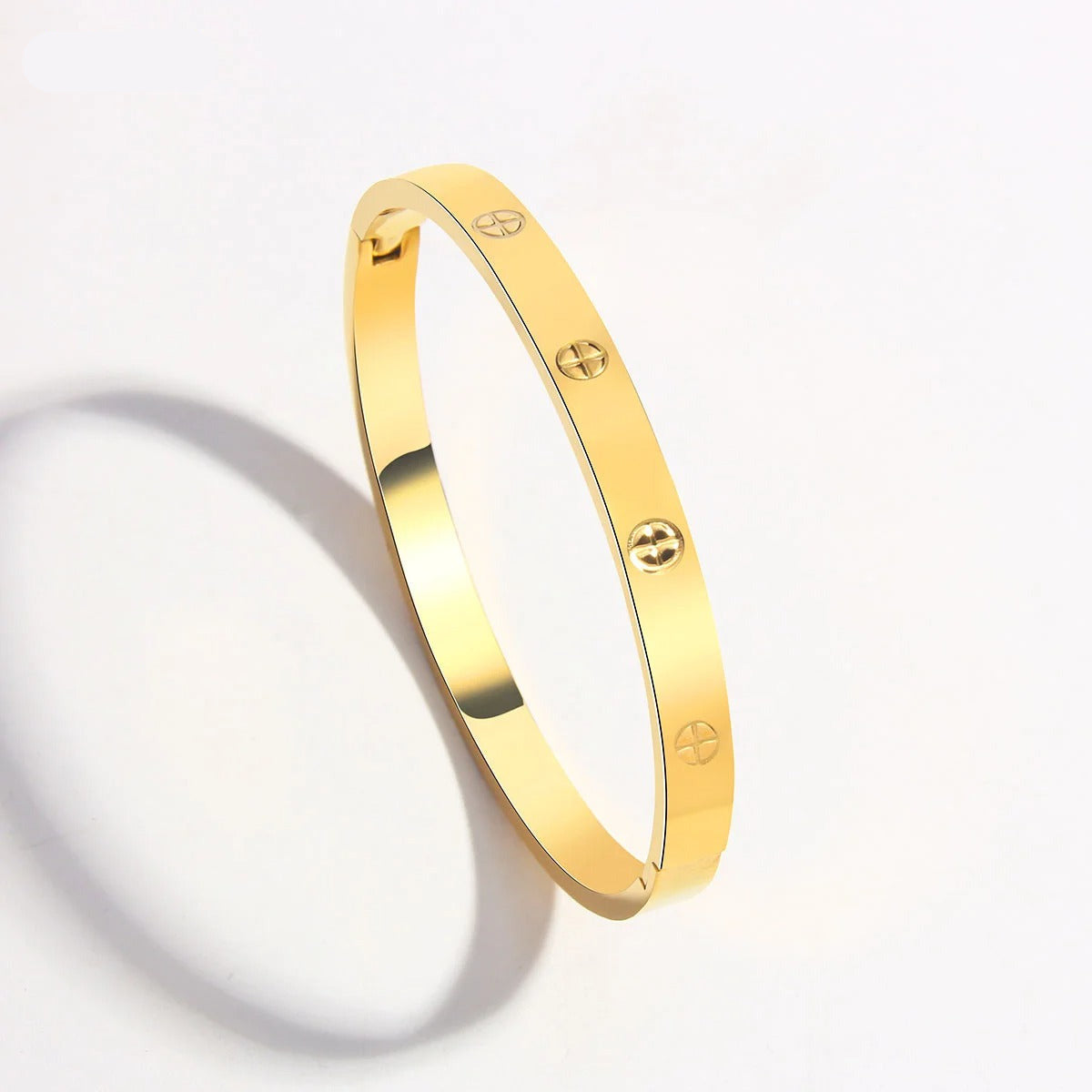 LIORA Flat Gold Bangle