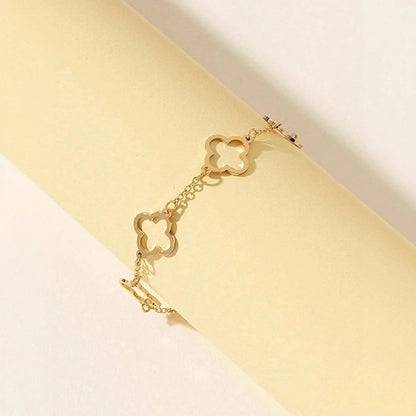 SOLENE Lucky French Hollow Clover