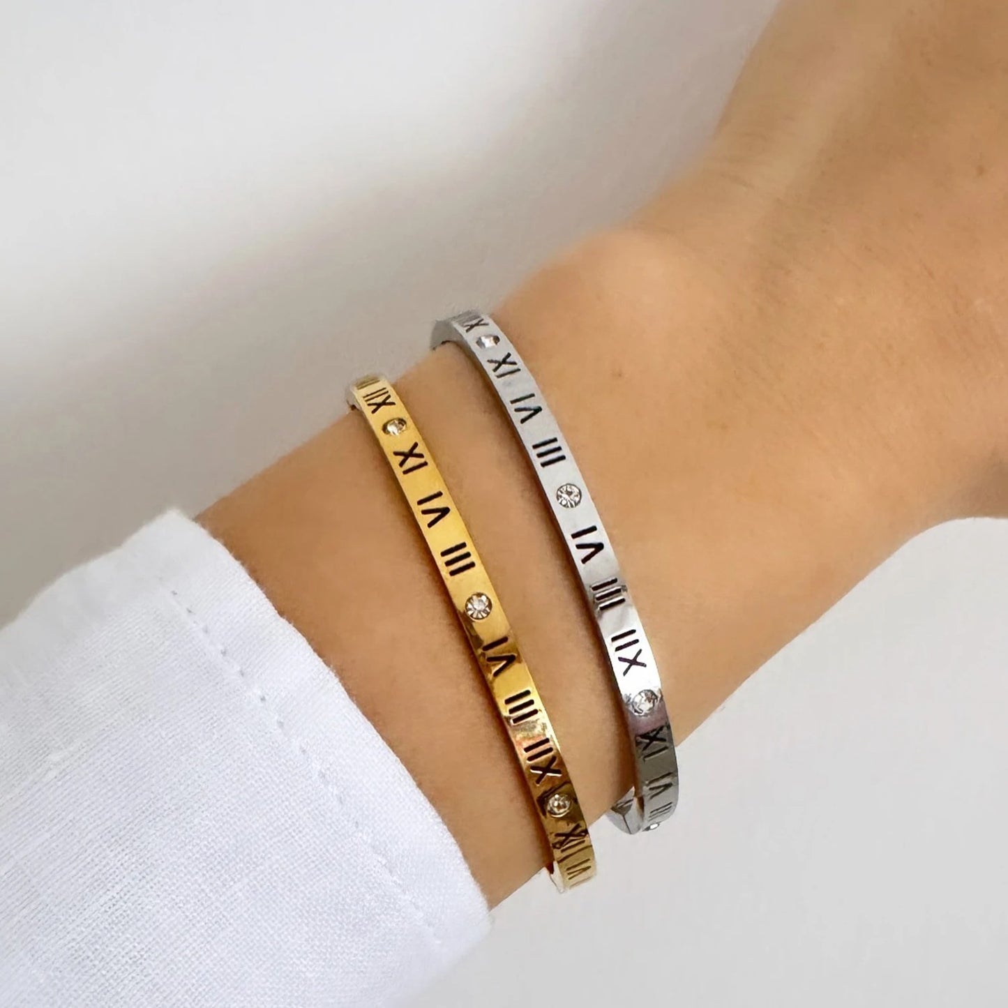 CELESTE Roman Bangle