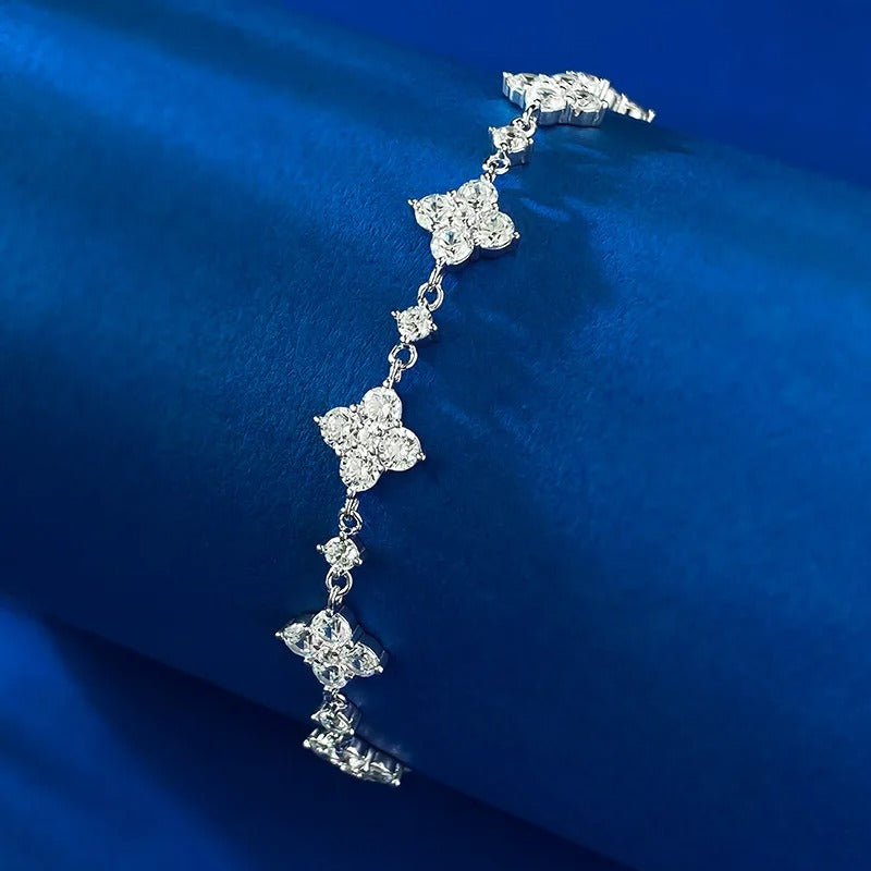 SERAPHINE Star Bracelet